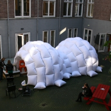 Lambert Kamps „Pillow Tent“