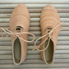 François Dumas „Lace Shoe“, galerie nouvelle, villa Noailles,  copyright Magalie Guérin - villa Noailles, 2011