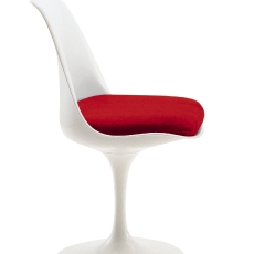 Eero Saarinen „Tulip chair“