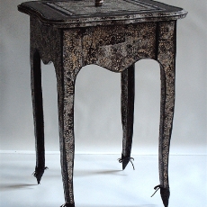 Tine Krumhorn „chevet patiné noir“