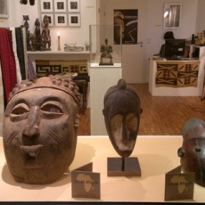 Inside Africa, Schaufenster und Laden