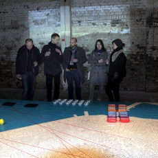 More than Design!, Installation Flying Carpet Raki Bar zum Designworkshop von DQE, Köln, und Made in Şişhane, Istanbul, vorgestellt 2012 im Rahmen der Istanbul Design Biennale. Foto: Burat